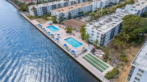 2008 S Federal Highway Boynton Beach FL 33435