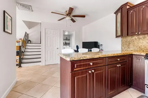 2889 Sw 11th Place Deerfield Beach FL 33442