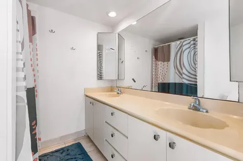 2889 Sw 11th Place Deerfield Beach FL 33442