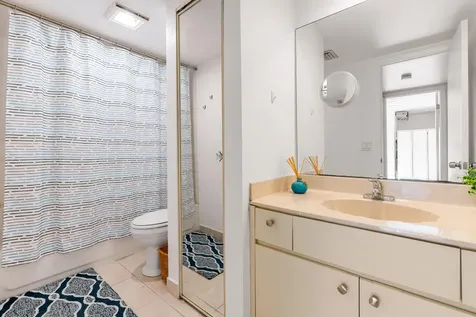 2889 Sw 11th Place Deerfield Beach FL 33442