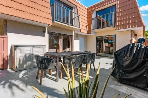 2889 Sw 11th Place Deerfield Beach FL 33442