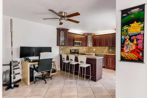 2889 Sw 11th Place Deerfield Beach FL 33442