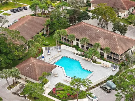 407 Brackenwood Lane Palm Beach Gardens FL 33418