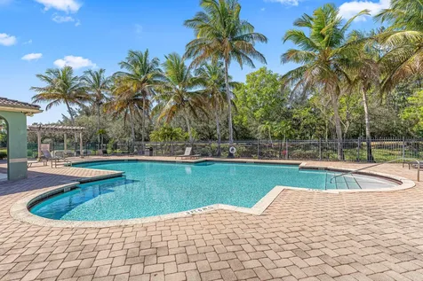 250 Crestwood Circle Royal Palm Beach FL 33411