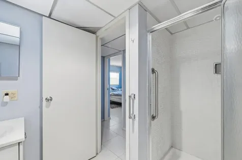 669 Saxony Delray Beach FL 33446