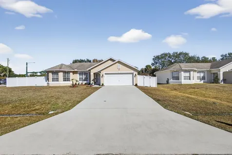 1681 Sw Janette Avenue Port Saint Lucie FL 34953