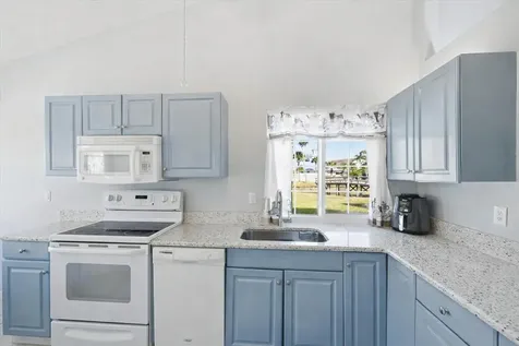 1827 Aynsley Way Vero Beach FL 32966