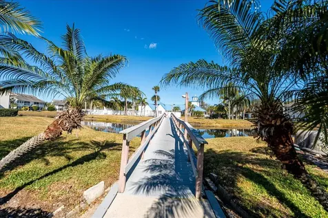 1827 Aynsley Way Vero Beach FL 32966