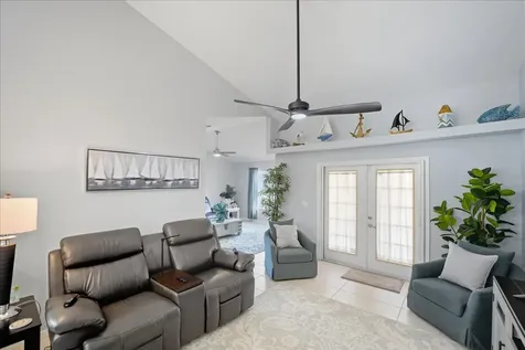 1827 Aynsley Way Vero Beach FL 32966