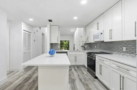 10188 Mangrove Drive Boynton Beach FL 33437