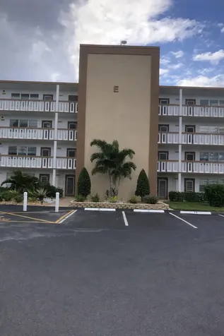 3085 Cornwall Boca Raton FL 33434