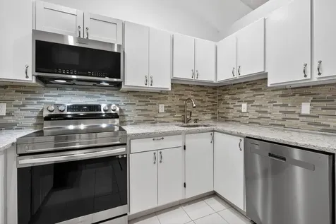 6572 Chasewood Drive Jupiter FL 33458
