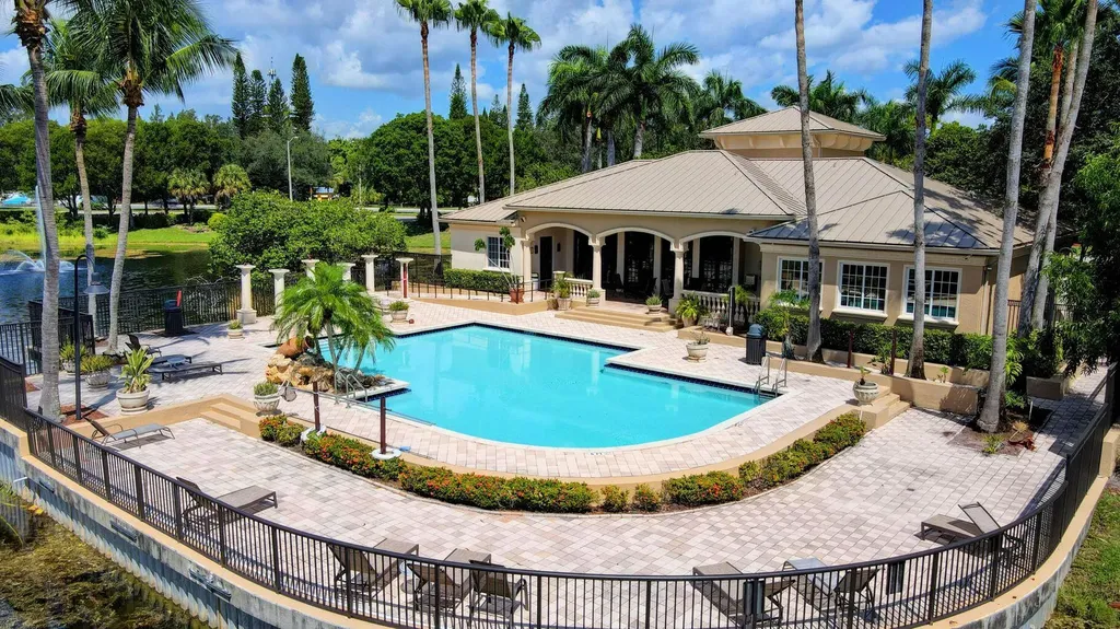 1400 Crestwood Court Royal Palm Beach FL 33411