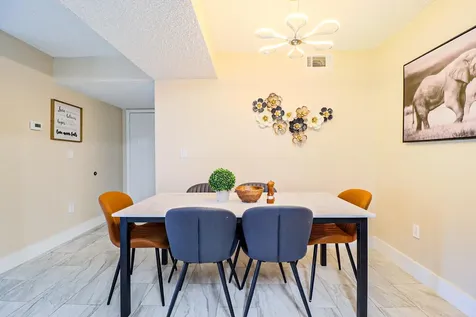 450 Palm Circle Pembroke Pines FL 33025