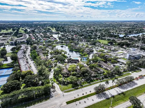 450 Palm Circle Pembroke Pines FL 33025