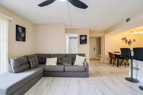 450 Palm Circle Pembroke Pines FL 33025