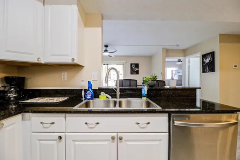 450 Palm Circle Pembroke Pines FL 33025
