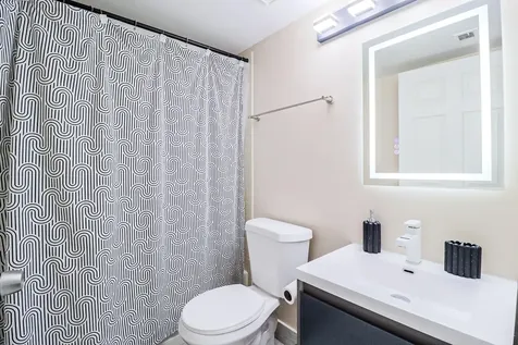 450 Palm Circle Pembroke Pines FL 33025
