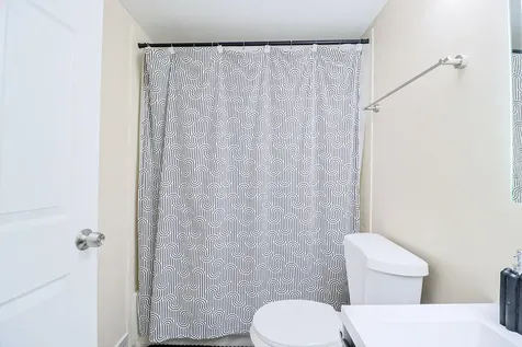450 Palm Circle Pembroke Pines FL 33025