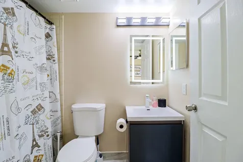 450 Palm Circle Pembroke Pines FL 33025