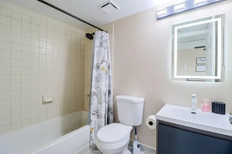 450 Palm Circle Pembroke Pines FL 33025