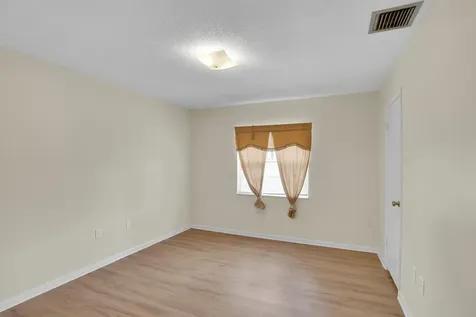 2007 Oleander Boulevard Fort Pierce FL 34950