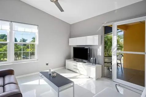 119 Waterside Drive Hypoluxo FL 33462
