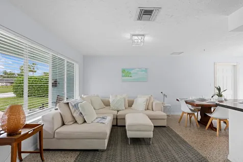 1310 Se 6th Terrace Pompano Beach FL 33060