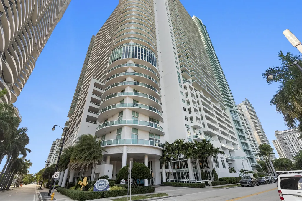 1800 N Bayshore Drive Miami FL 33132