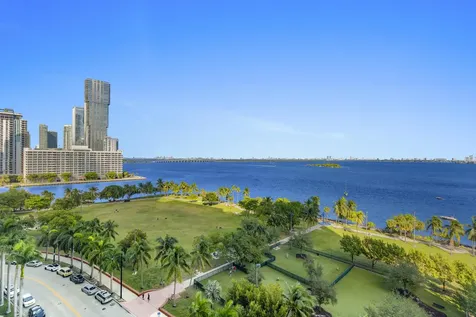 1800 N Bayshore Drive Miami FL 33132