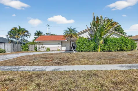 1321 Wyndcliff Drive Wellington FL 33414