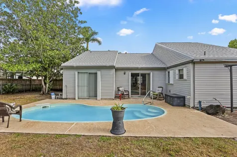 7842 W Blairwood Circle Lake Worth FL 33467