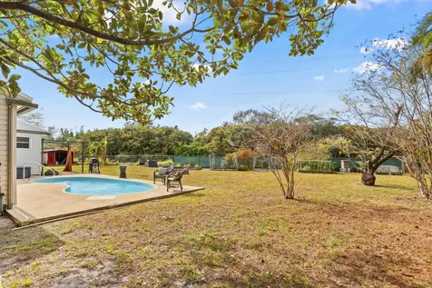 7842 W Blairwood Circle Lake Worth FL 33467