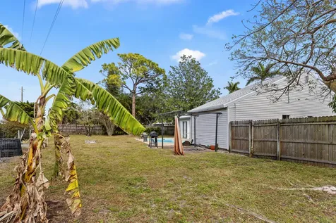7842 W Blairwood Circle Lake Worth FL 33467