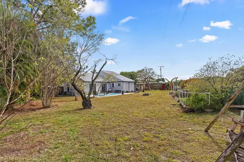 7842 W Blairwood Circle Lake Worth FL 33467