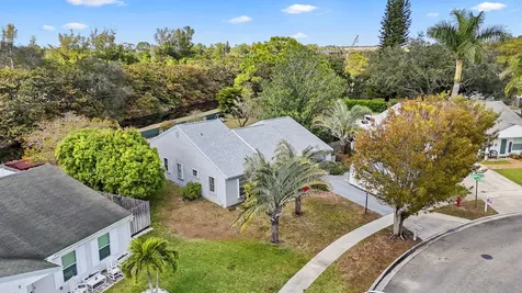 7842 W Blairwood Circle Lake Worth FL 33467