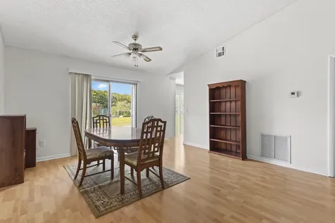 7842 W Blairwood Circle Lake Worth FL 33467