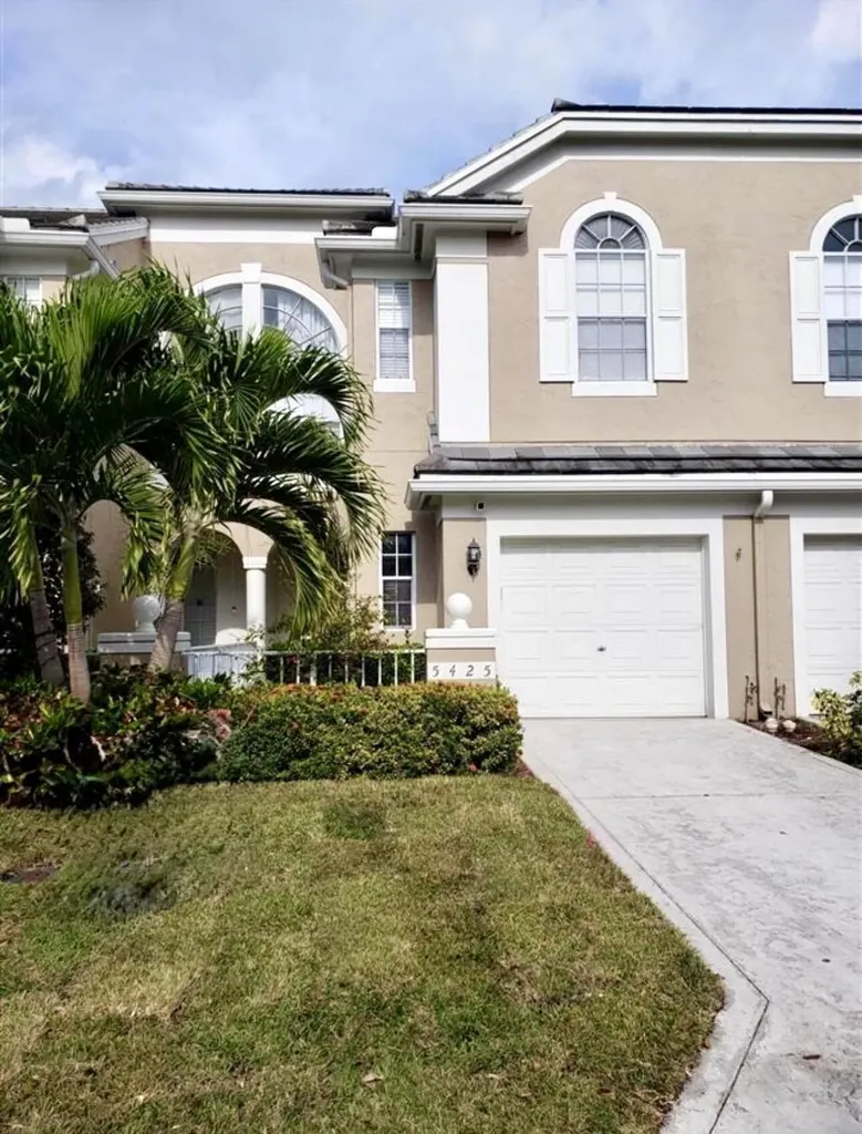 5425 Grand Park Place Boca Raton FL 33486