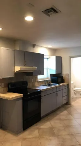 141 Ipswich Street Boca Raton FL 33487