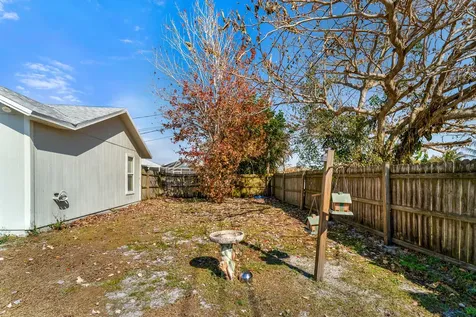 2850 Se Buccaneer Circle Port Saint Lucie FL 34952