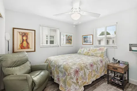 527 Sw 16th Street Boynton Beach FL 33426