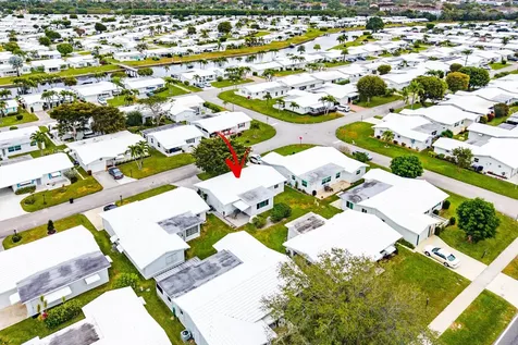 527 Sw 16th Street Boynton Beach FL 33426