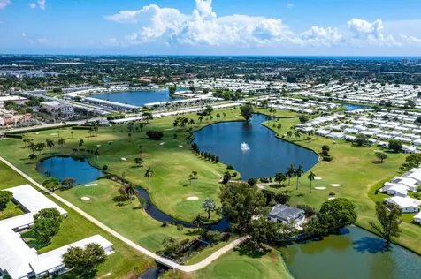 527 Sw 16th Street Boynton Beach FL 33426