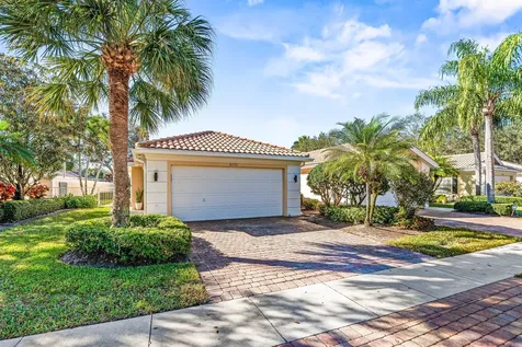 8370 Eleuthera Lane Wellington FL 33414