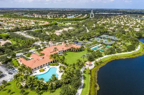 8370 Eleuthera Lane Wellington FL 33414