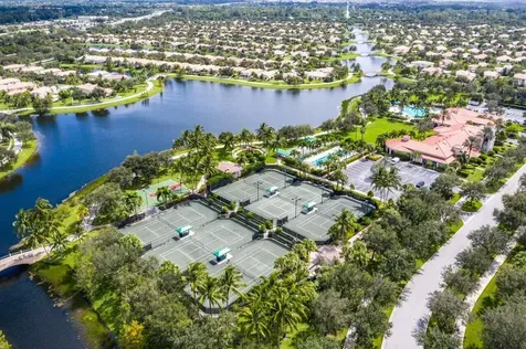 8370 Eleuthera Lane Wellington FL 33414