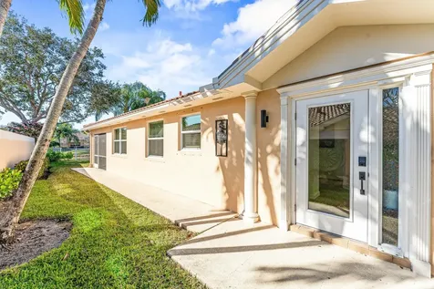 8370 Eleuthera Lane Wellington FL 33414