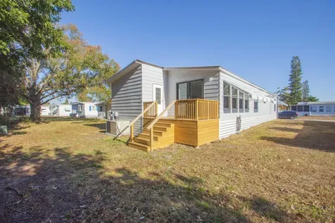 248 W Caribbean Port Saint Lucie FL 34952