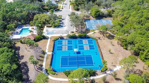 4828 Se Mariner Village Lane Stuart FL 34997