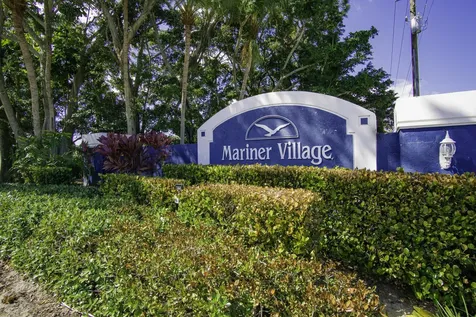 4828 Se Mariner Village Lane Stuart FL 34997
